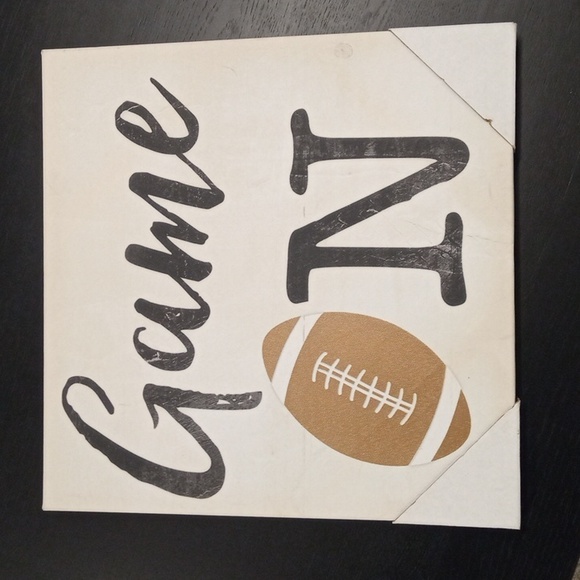 🏈 Game On Canvas Frame - Picture 1 of 4